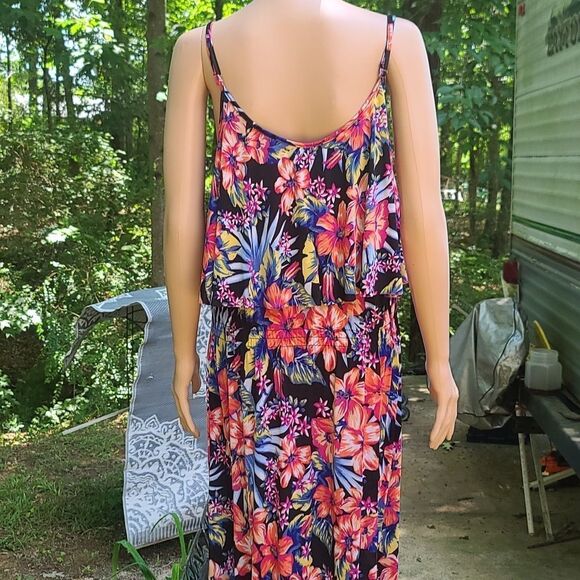 Tropical Floral Black Summer Dress - Picture 5 of 6